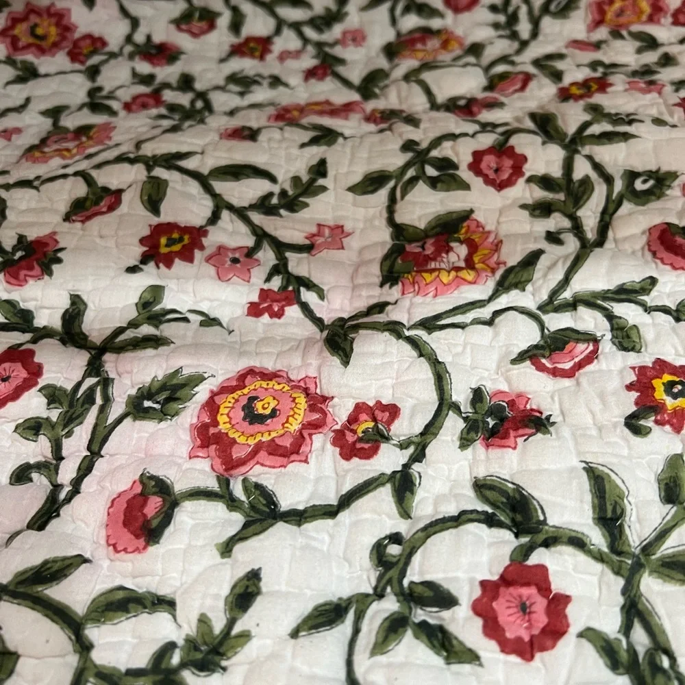 Pottery Barn Pink Floral🌸 Pillow Sham